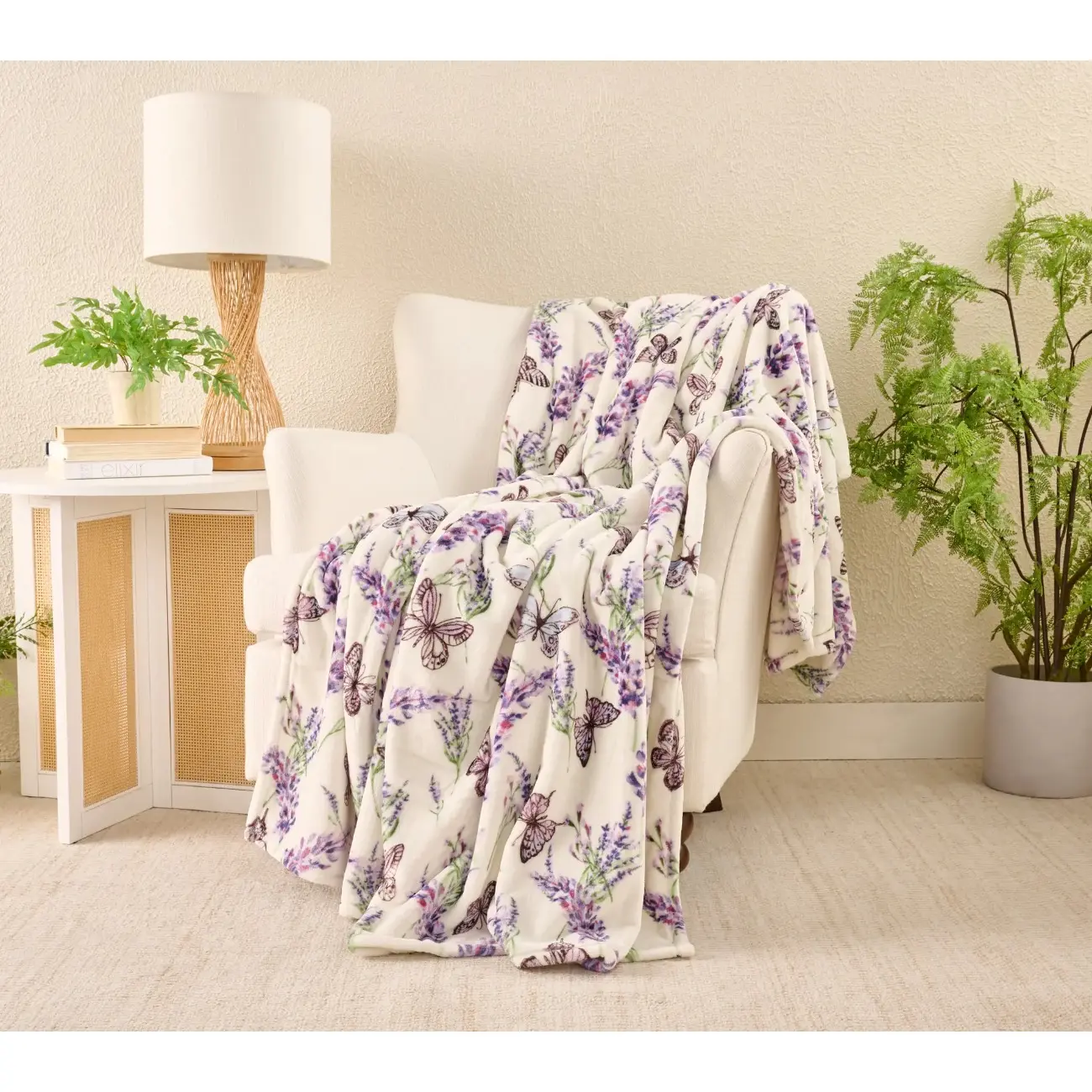 Berkshire Velvetsoft Floral Print Throw Blanket - Cozy Warm Fluffy Wrinkle-Resistant Glam Anti-Pilling Flannel Blanket, Indoor-Outdoor Throw for Sofa, Bedroom, Ideal Gift for Loved Ones