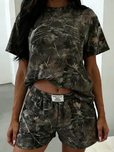 Women's Camo Tree Branch Pattern Two-Piece Set, Round Neck Short Sleeve T-Shirt & Loose Fit Shorts, Casual Summer