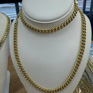 Lote gargantilla y pulsera alta calidad