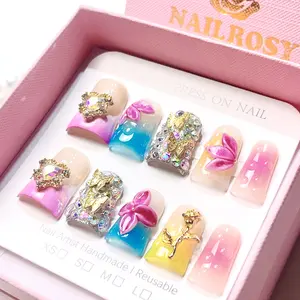 10Pcs Handmade Press on Nails Kit, Handmade Reusable Nails, Short Duck Red Line Art Halloween Japanese Style Minimalist Fresh Design Cute Kawaii Creative Glossy Finish Shimmery Obreme