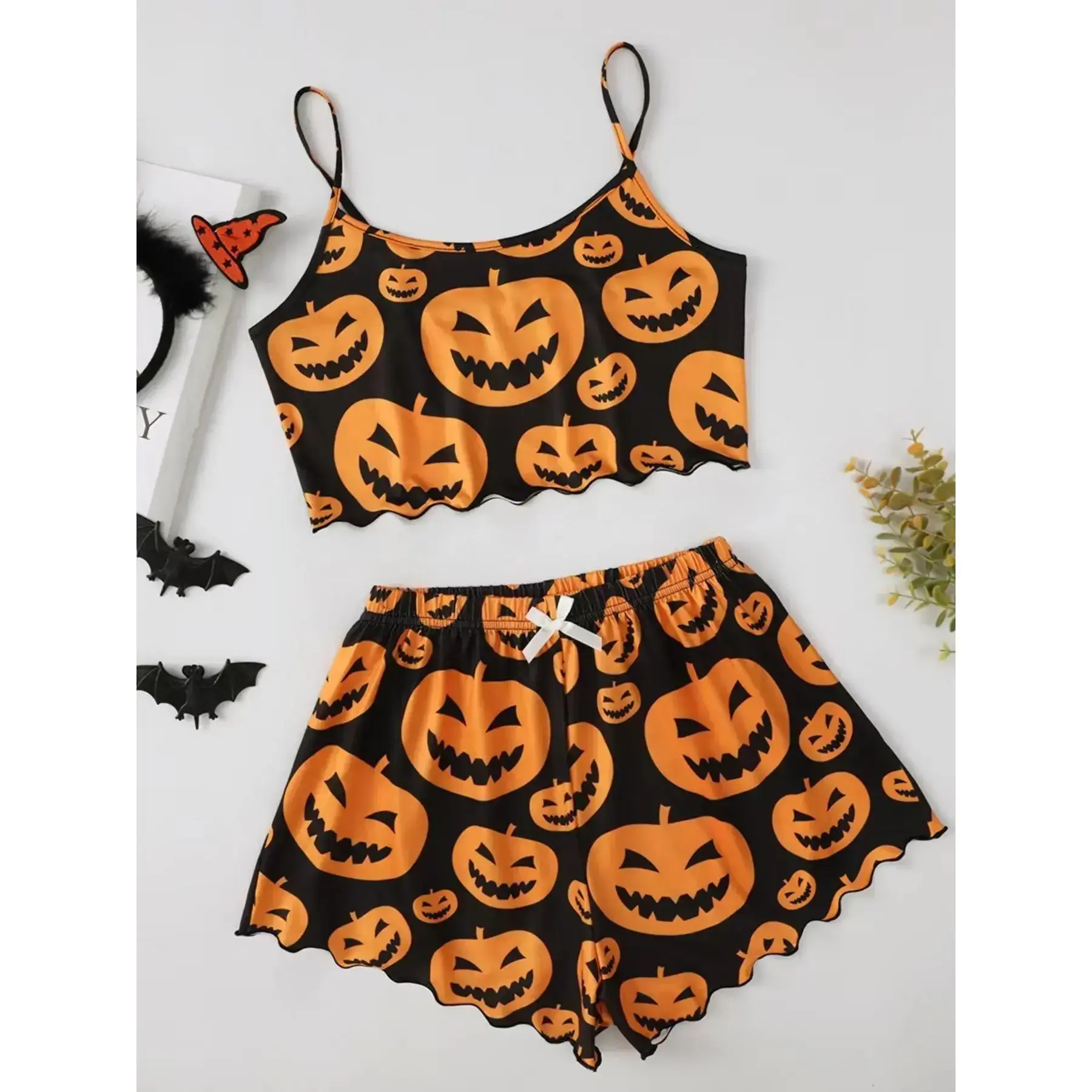 Women's Halloween pumpkin print vest and shorts pajama set, suitable for parties or comfortable nights at homeRAIMENTRY Women's Halloween pumpkin print vest and shorts pajama set, suitable for parties or comfortable nights at homeRAIMENTRY