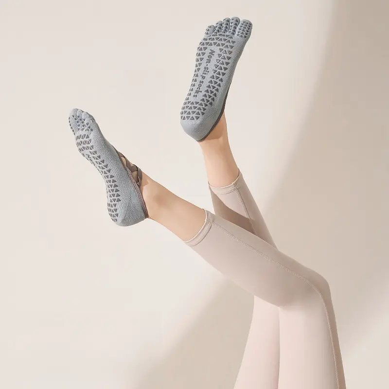 New spring and autumn yoga socks, five-toe non-slip Pilates-specific socks, multi-strap calf socks, split-toe ballet style, buy one get one free