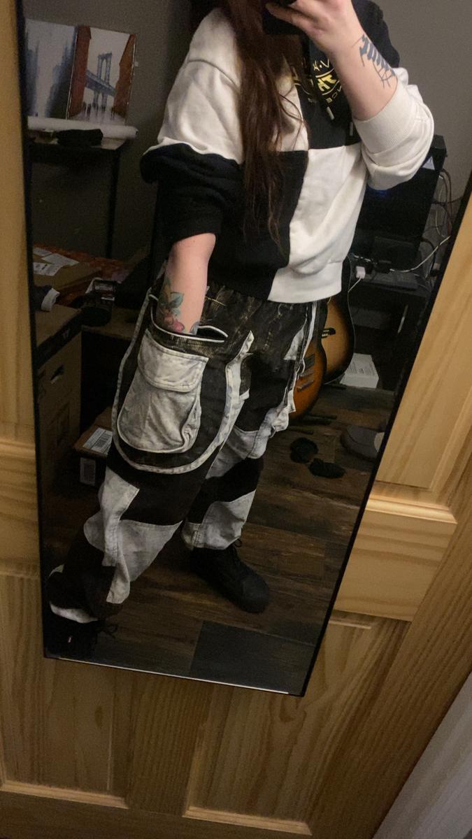 Item: Gray, Small/Medium