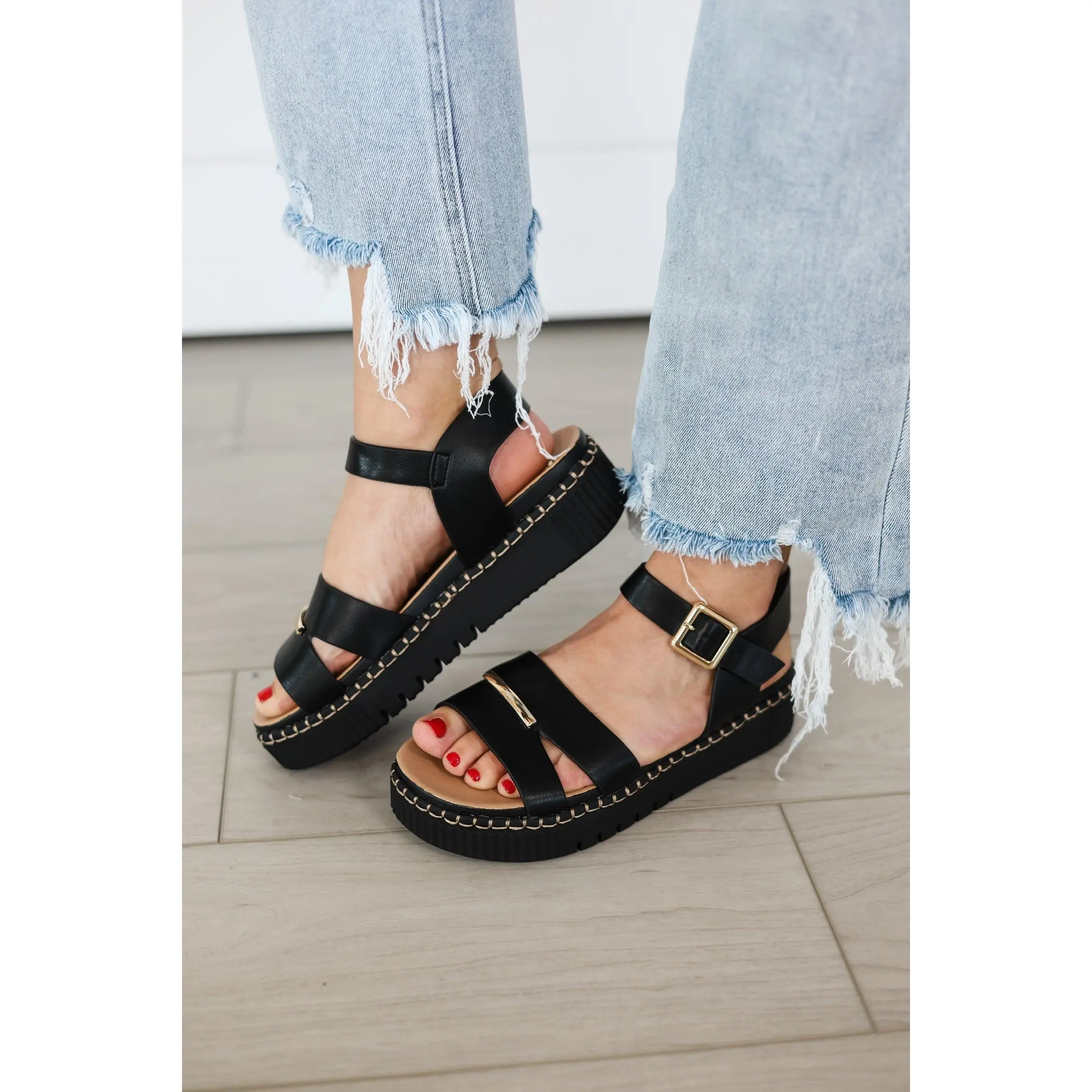 MIA: Jacklyn Sandal