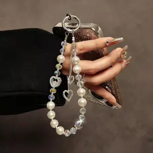 Luxurious High-End White Pearl Beaded Wrist Strap with Chain Phone Case Car Keychain and Bag Charm for Stylish Accessory