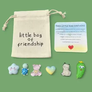 Friendship Gift Bag with Resin Turtle Heart Star Cat Bear Cucumber Patterns, Party Gift Packs, Perfect for Thanksgiving Halloween Party Anniversary Christmas