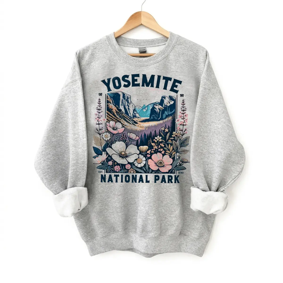 Yosemite National Park  Graphic T-shirt, Retro Shirt California Wild Life, Nature lover, Womenswear