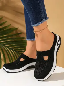 New Breathable Mid-Heel Women's Sandals, Hollow Out Mesh Soft Sole, Casual Flat Shoes for All Seasons, Summer, Slip-On Comfortable Footwear, Walking Shoes
