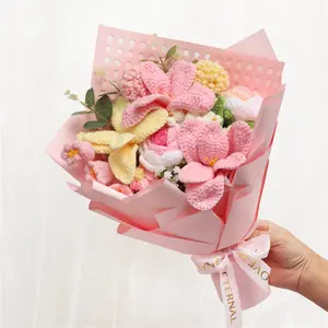 Handmade Knitted Wool Rose Tulip Bouquet, Eternal Handheld Flowers, Charming Crochet Flowers, Perfect Gift for Christmas Valentine's Day