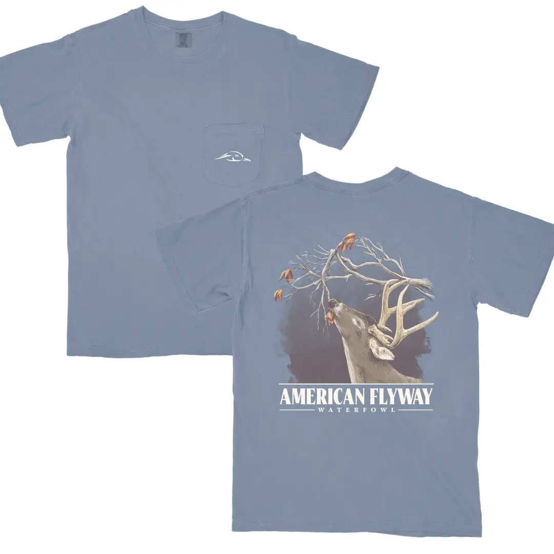 American Flyway Waterfowl Women's Nibbling Buck Graphic Tee, Comfortable Short-Sleeve Comfort Color Style Shirt for Casual Outdoor Wear, Tops, Women's T Shirts, Graphic Print Stands Out, Shortsleeve, Round Neck, Casual Wear