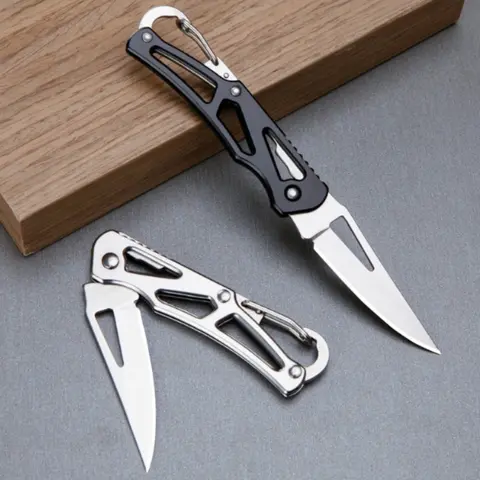 Mini Folding Knife Keychain, Portable Stainless Steel Multi-Function Tool, EDC Multi Tools, High Hardness Sharp Camping Survival Knife Gift for Men, Edc Survival Equipment, Outdoor Survival Gear