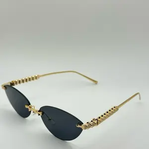 Luxe Rimless Cat-Eye Sunglasses Gold Pyramid Arms Polarized Gradient UV400 Unisex Fashion Shades with Unique Design
