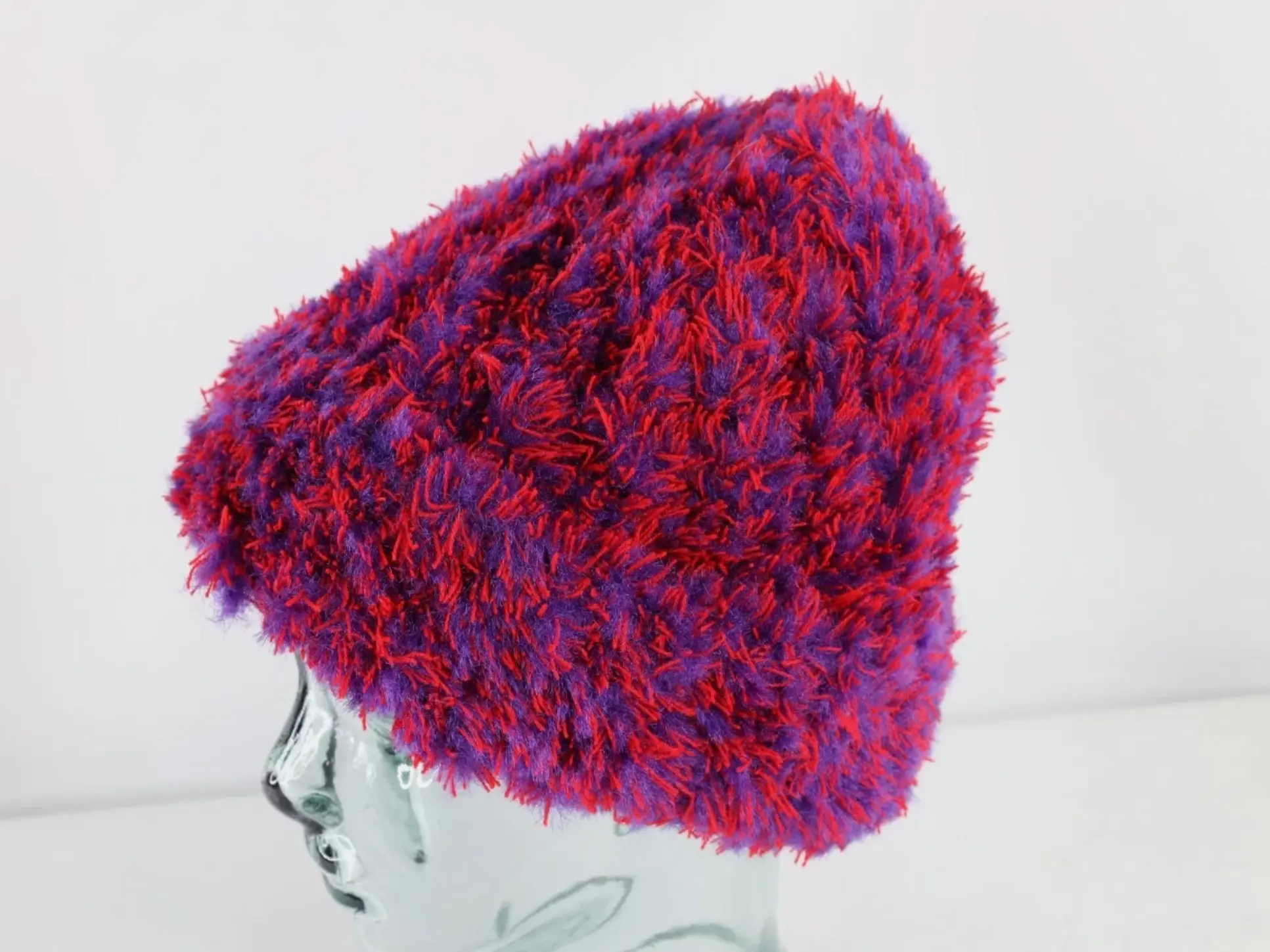 NOS Vintage 90s Streetwear Textured Fuzzy Shag Beanie Hat Cap Pink Womens OSFA Vintage 90s Streetwear Cuffed Fuzzy Shag Winter Beanie Hat  main image 2