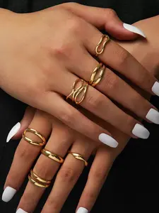 7-piece ins style gold metal texture ring set, a complete set of minimalist gold rings for women. Suitable for daily wear, paired with holiday gifts, stackable