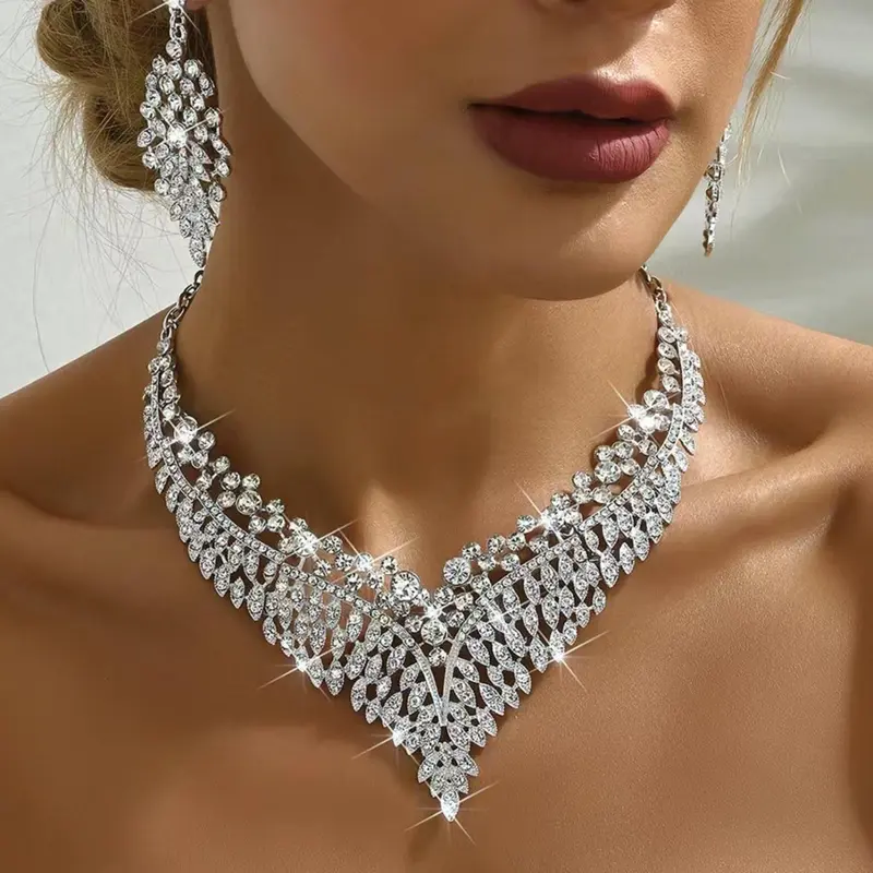 Women's Elegant Rhinestone Decorated Jewelry Set, Exquisite Trendy Pendant Necklace & Dangle Earrings, Chic Fashionable Jewelry Set for Party & Wedding Decor, Matching Jewelry Set, Glamour Set, Necklaces Earrings Set, Rhinestone Jewelry Sets