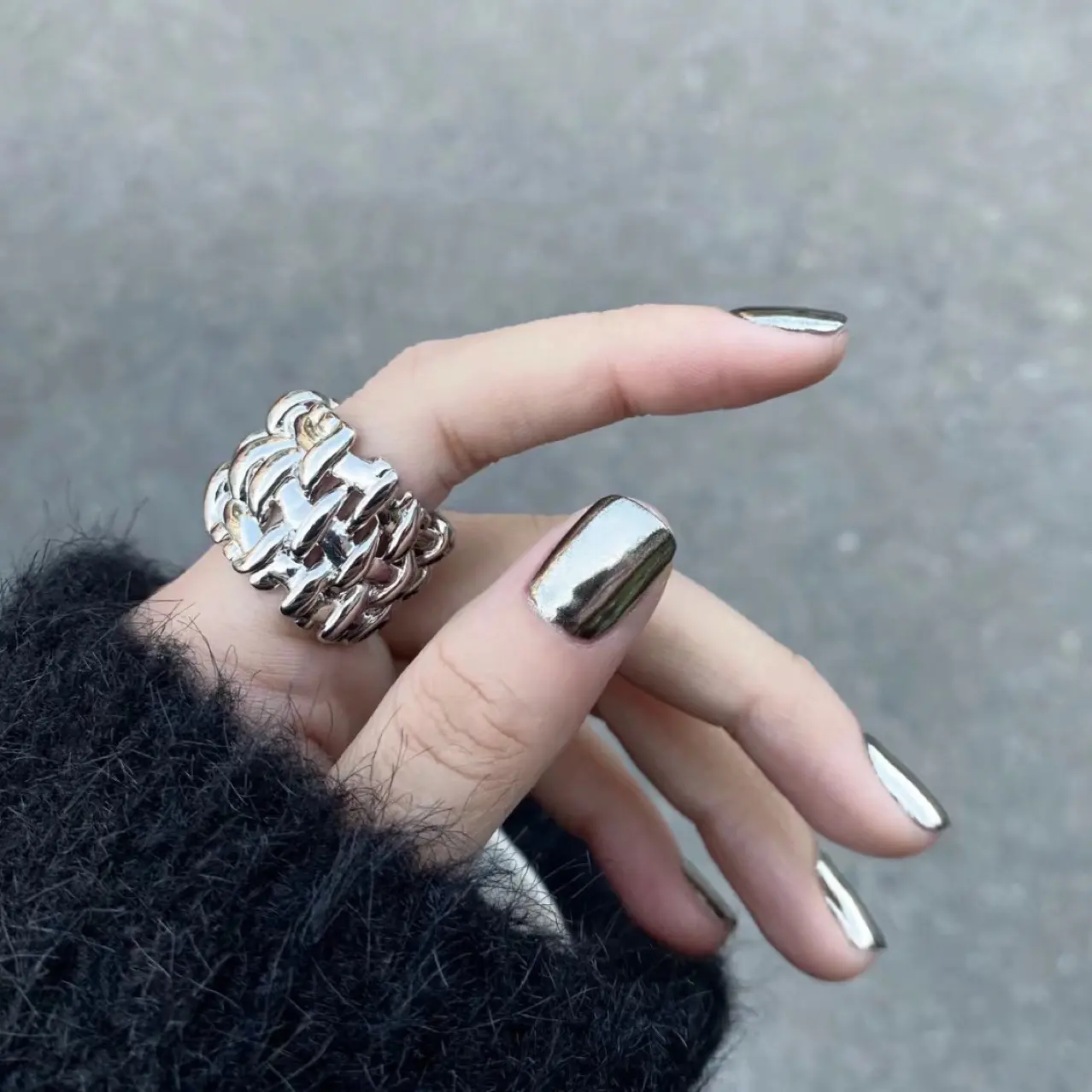 Coolnail Punk Style Metallic Press on Nails - Short, Shiny Reflective Mirror Acrylic Fakes with Metal Plating, Luxury Nail Art Accessories
