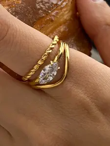 Elegant and Refined 18k Gold Stainless Steel Marquise Rhinestone Double-Layer Hollowed-Out Linen Pattern Layered Ring, Marquise Cut Ring, Women's Jewelry for Party Dates