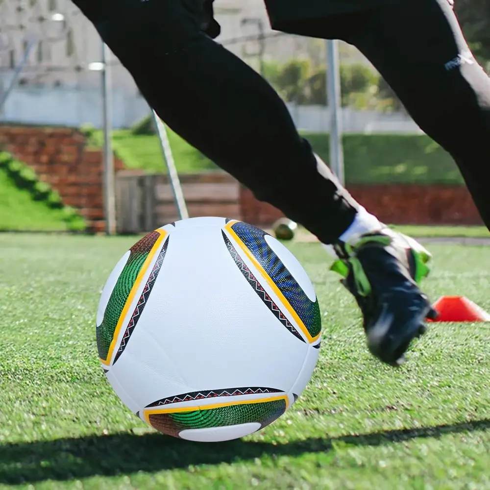 Size 5 Soccer Ball, Football Training Ball, Football Training Equipment for Youth Adults, Ball Sports Equipment for Indoor Outdoor Use, Football Balls, Soccer Gear