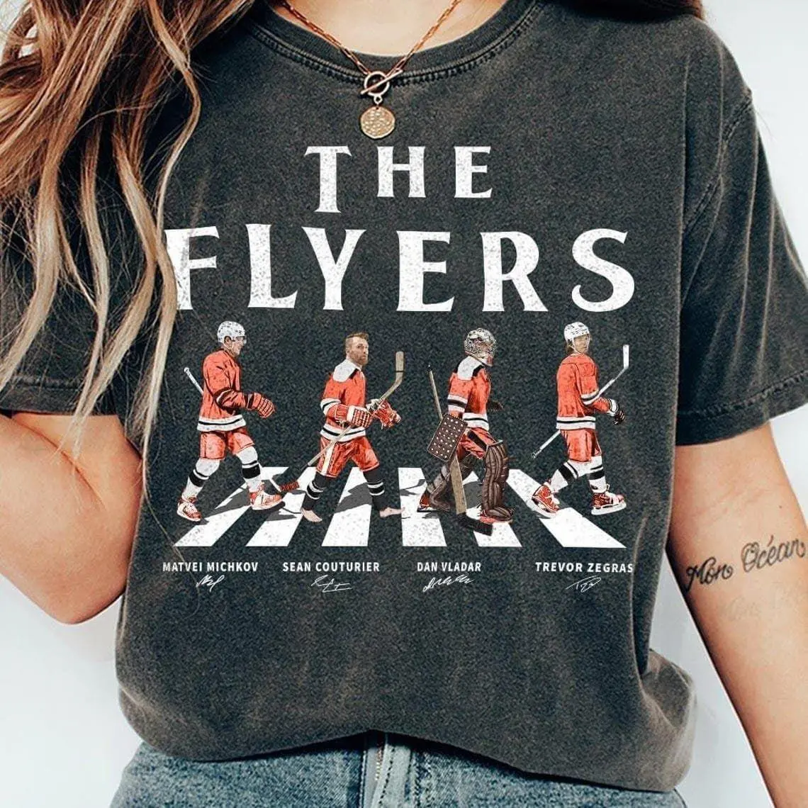 Philadelphia Hockey Walking Road Signatures T-Shirt - Trevor Zegras and Sean Couturier Graphic Tee - Flyers Fan Gift - Unisex Cotton Streetwear Shirt