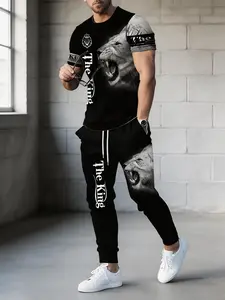 European Style “Lion & The King” Letter Print Men’s 2-Piece Set, Quick-Dry Breathable Crew-Neck T-Shirt & Cuffed Jogger Pants for Sports and Everyday Casual Wear