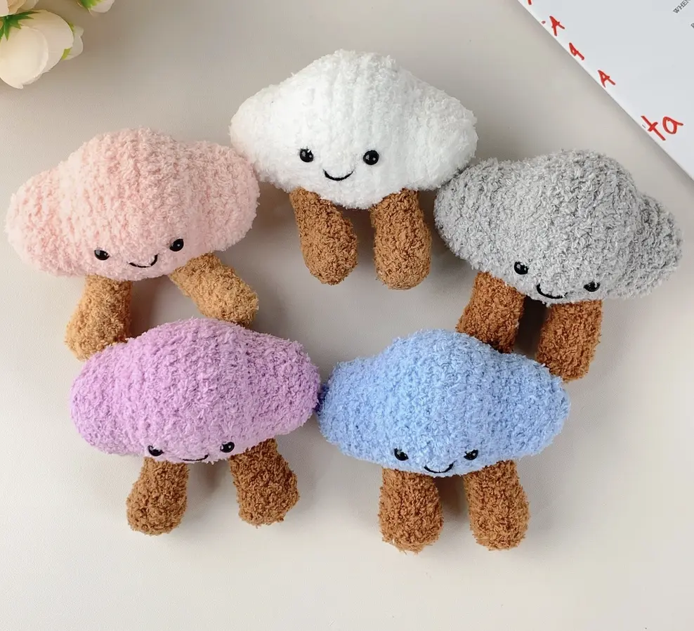 Crochet Cloud Keychain – Mystery Color Plush Backpack Charm