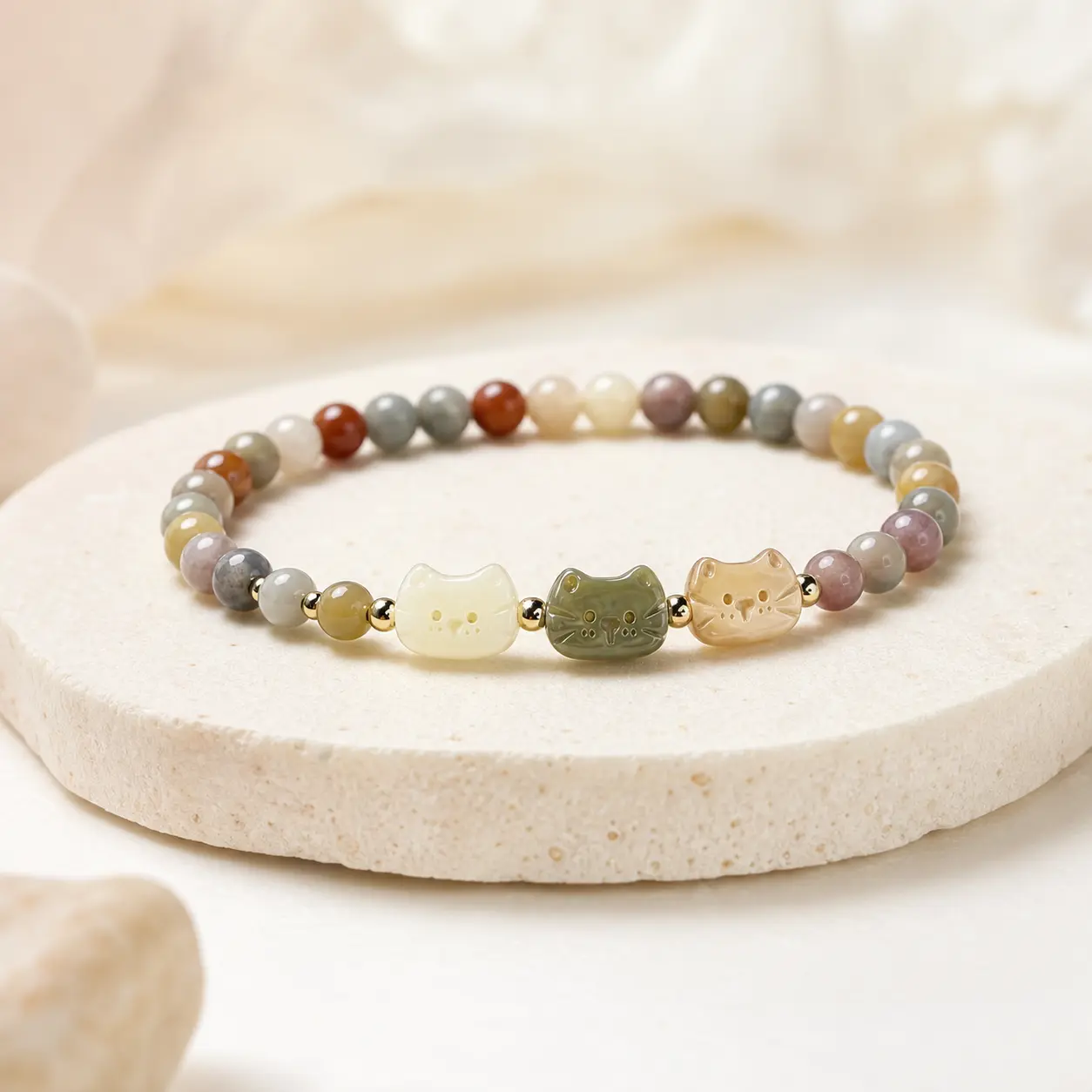 Cute Cat Beaded Bracelet for Women, Handmade Natural Stone Charm Bracelet with Kitty Pendant, Aesthetic Kawaii Jewelry, Vintage Style Stackable Bracelet, Trendy Fashion Accessories Gift for Teen Girls, Cat Lovers & Friends