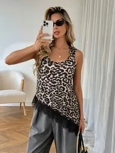 2026 Summer New Arrival Women's Elegant Design Asymmetrical Hem Lace Patchwork Short Sleeve Plus Size T-Shirt Top