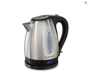Hamiltons Beachs 1.7-liter Stainless Steel Kettle