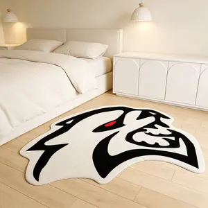 Abstract Wolf Head Carpet, Soft Plush Rug, American Street Style, Unisex Design, Ideal for Living Room & Bedroom Decor