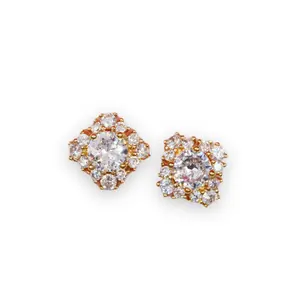Queen Bee Charm #52 - Elegant Design with Bee Motif, Ideal for Personalization and Decorative Use