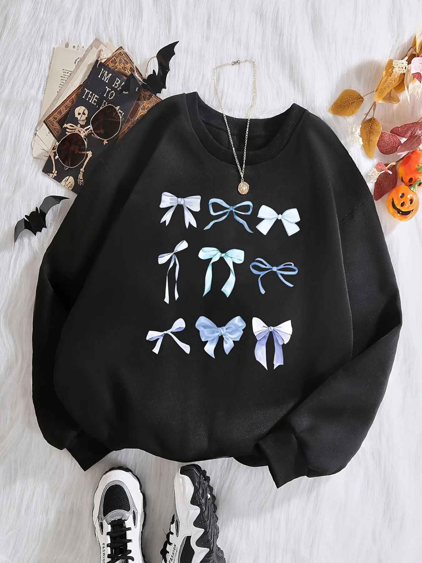 Women's Bow Print Crew Neck Sweatshirt, Casual Long Sleeve Pullover for Fall & Winter,  Sweatshirts for Women, Women's Clothes for Daily Wear