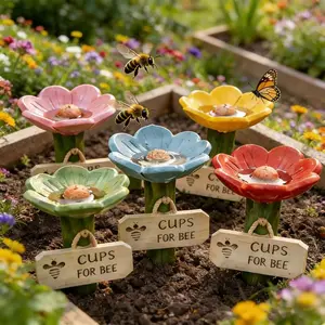 Flower Shaped Ceramic Bee Watering Station Outdoor Pollinator Water Bowl Bee Butterfly Drinking Cup Feeder Garden Gardening Essentials