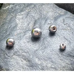 Body Jewelry Replacement Parts - 10pk Grade 23 Titanium Threaded Balls