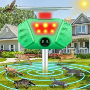 Outdoor solar-powered animal repellent device - Ultrasonic adjustable rodent repellent device - Multi-functional dog repellent device, bird repellent device - Suitable for rainy and cloudy weather