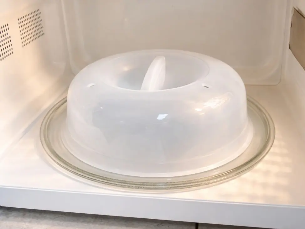 Tapa para plato de microondas