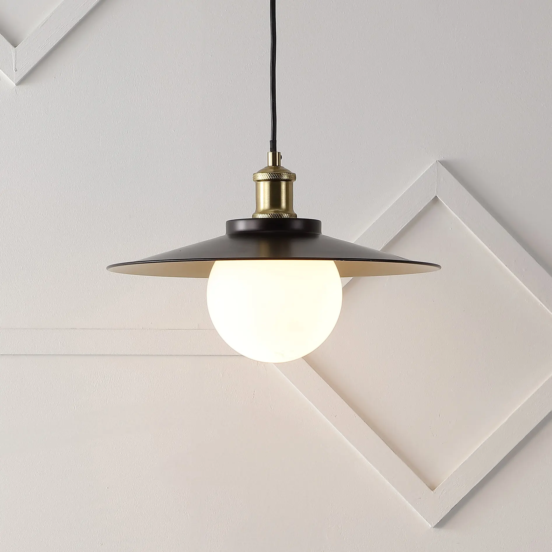 JONATHAN Y Isla Scandinavian Vintage Style LED Pendant Light - Metal Shade, Adjustable Cord, Energy Efficient, Dimmer Compatible, Plug-In or Hardwired - Kitchen Island, Living Room Bright Lighting for Indoor Use, Dining Table