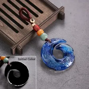 Temperature-sensitive Color-changing Keychain Mascot Style Hollow Round Vintage Pendant Keychain Gift