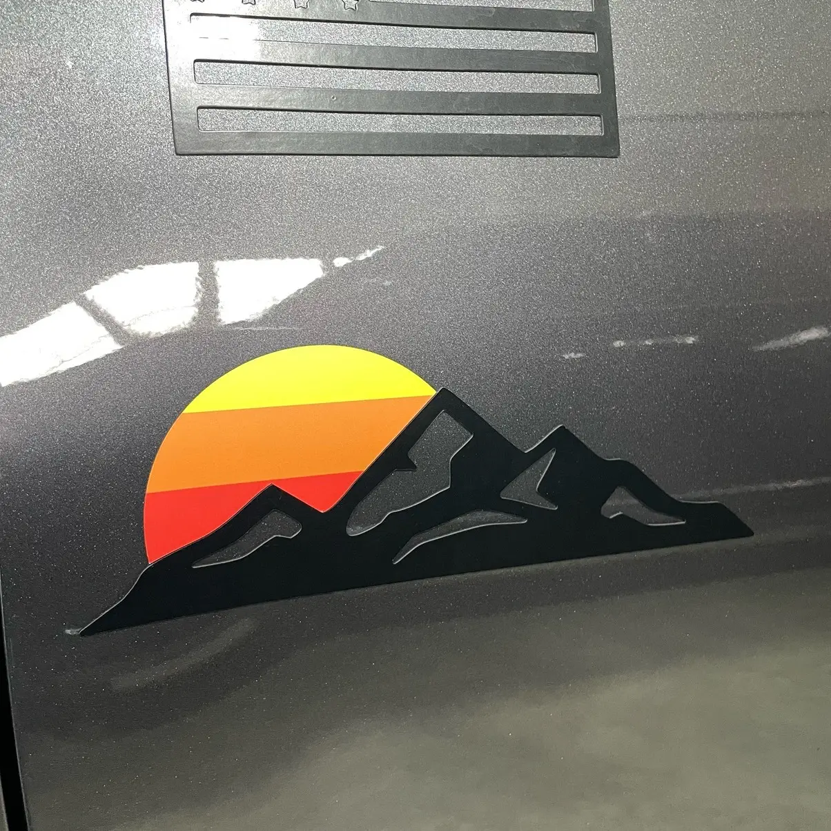 Mountain truck magnet set