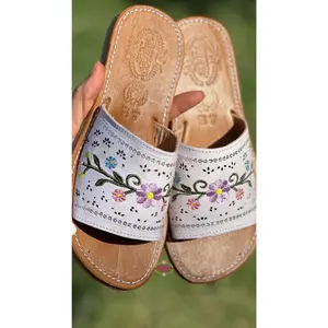 Catalina - White Leather Embroidered Sandals