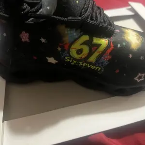 Christmas Element Bottom Starry Sky Number 67 Shoes, Colorful Stars, Lightweight Breathable Fashion Sports Shoes for Kids