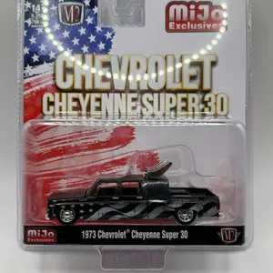 M2 Machines 1973 Chevrolet Cheyenne Super 30