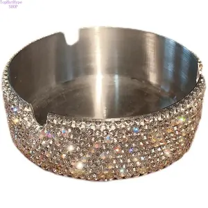 Diamond-Encrusted Stainless Steel Ashtray, Light Luxury Creative Round Face Windproof Smoking Accessory, Multifunctional Stylish Premium Durable Room Decor for Home & Office
