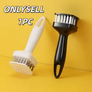 Kitchen Meat Tenderizer Hammer with Stainless Steel Pins, Ideal for Chicken and Steak, Easy to Use and Clean, Detachable Design