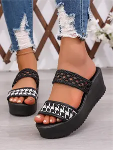 Women's Thousand Bird Grid Splicing Thick Bottom Cool Dragging Double Strap Weaving Hollow out Sponge Cake Shoes for Summer Outerwear Height Increasing Beach Shoes