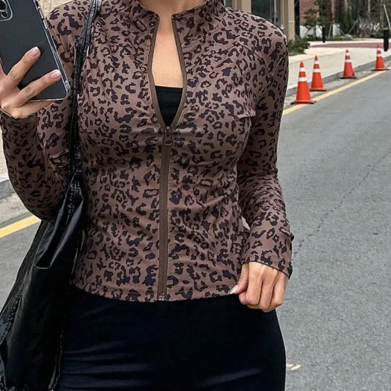 Women's Fashion Casual Lightweight Slim Fit Stand Collar Leopard Print Jacket, Long Sleeve, Stylish Casual Chic Fitted Outerwear for Daily Wear, Trendy Women's Clothing