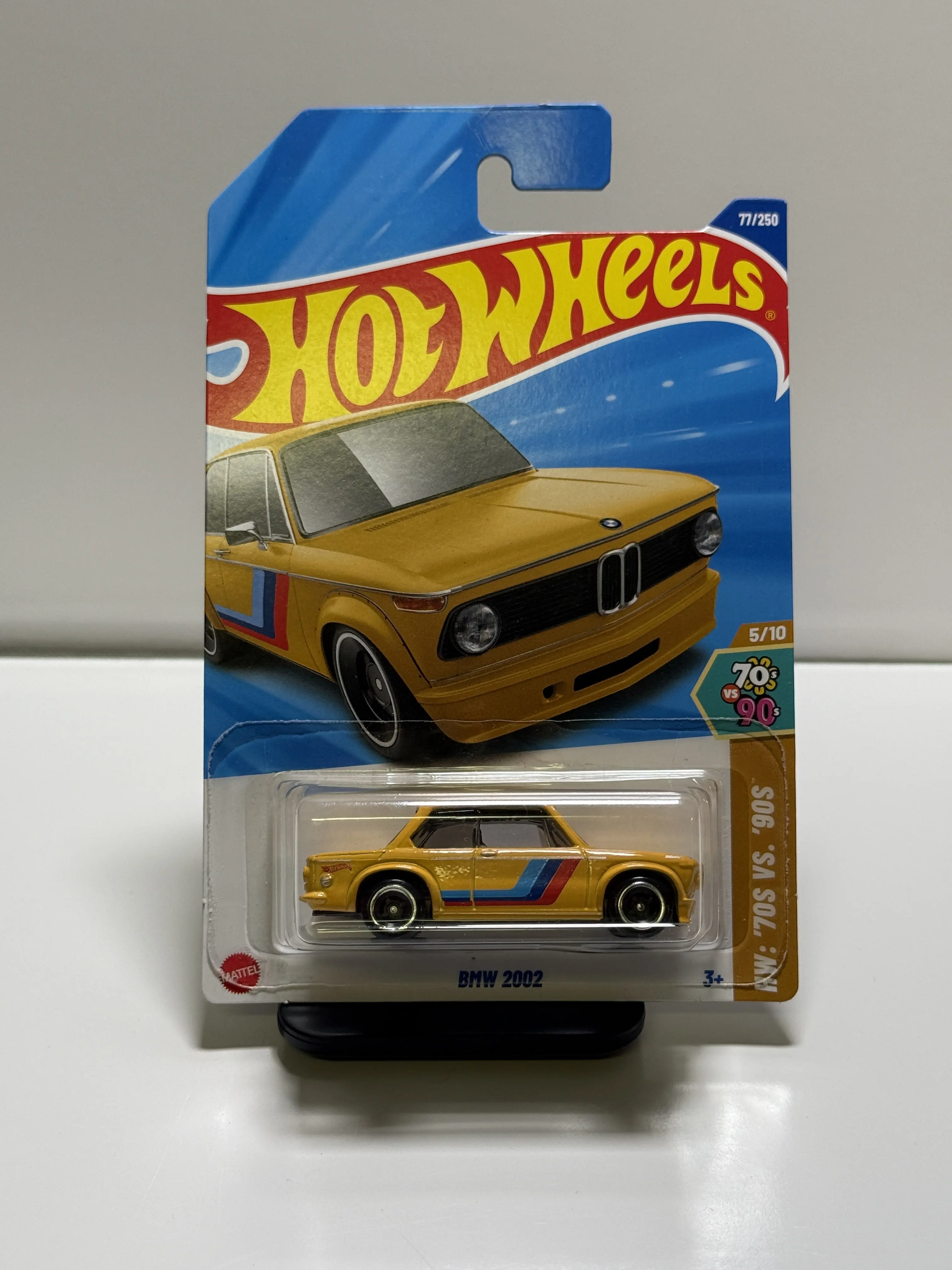 Hot Wheels BMW 2002 70s vs 90s Edition
