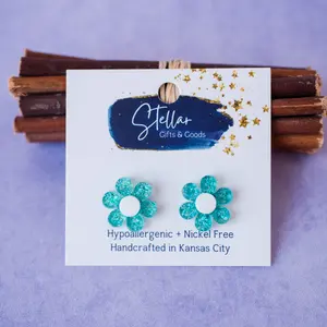 Aqua Sparkle Daisy Stud Earrings