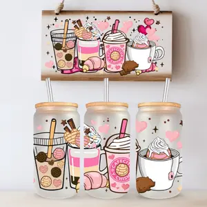 Cafecito y Chisme Glass Cup