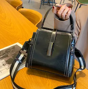 F24-【Genuine leather】New elegant leather handbag shoulder crossbody bag women's bag fashion bucket bag