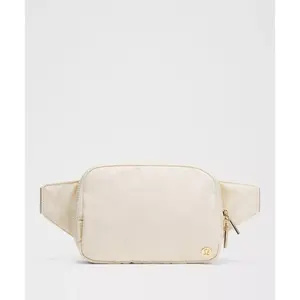 Lululemon Everywhere Belt Bag Large 2L Light Ivory